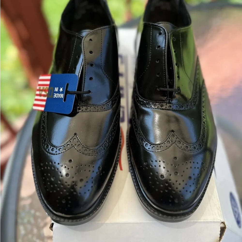 CAPPS Airlite Uniform Footwear Black leather 530 Dress Bristol Shoes Men’s 10.5
